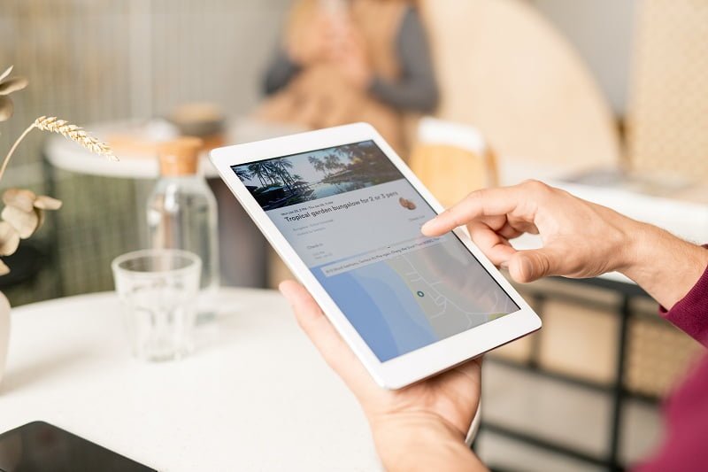 website travel